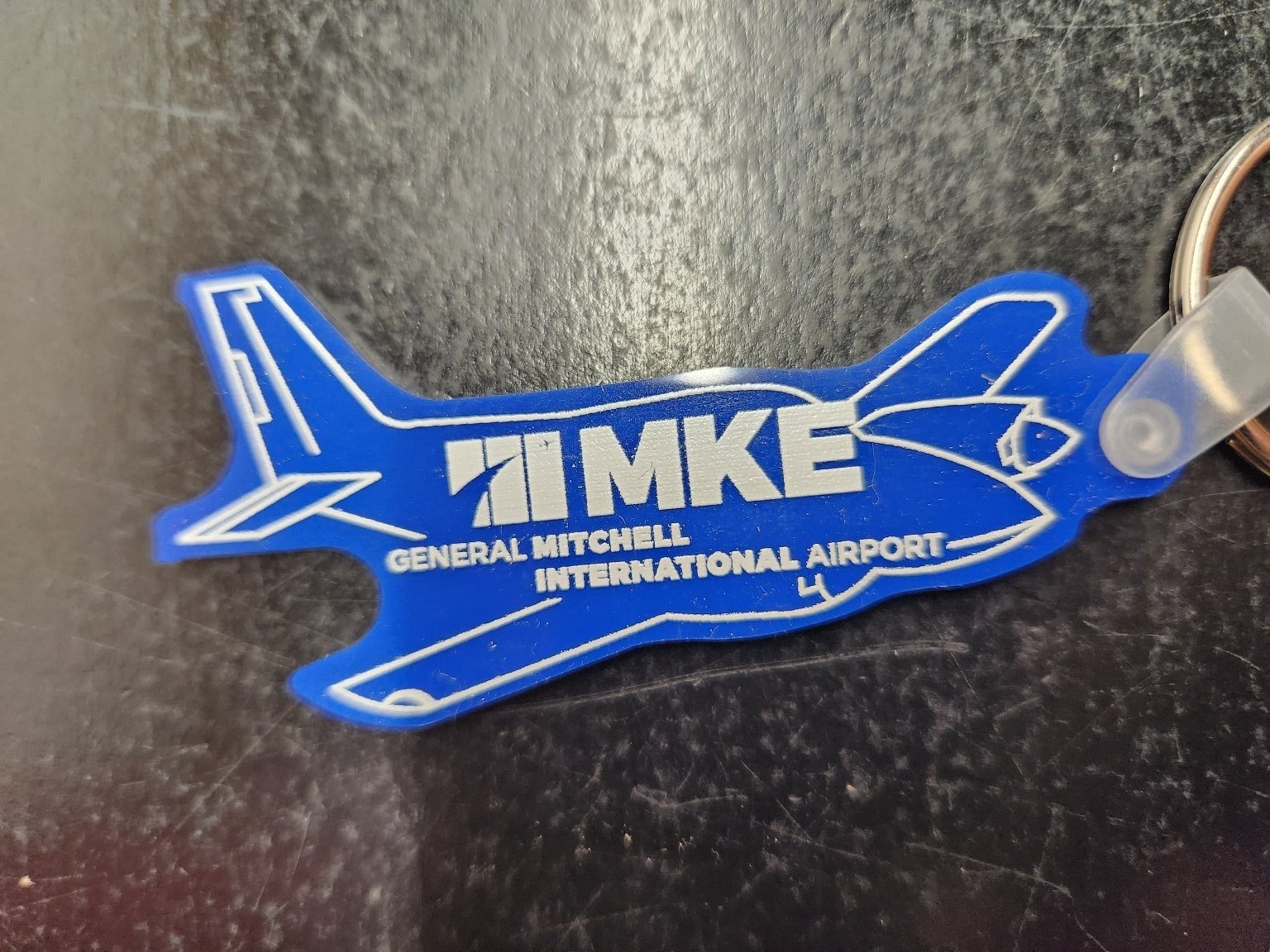 Milwaukee MKE General Mitchell International Airport Airplane Keychain Souvenir
