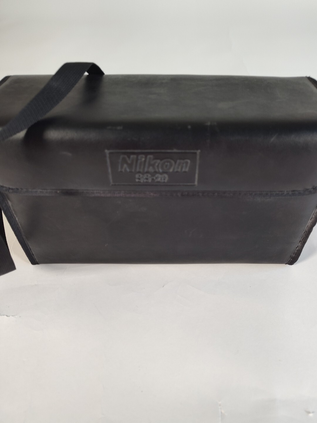 Nikon Ss-29 Black Camera Case Shoulder Strap Preowned Condition.