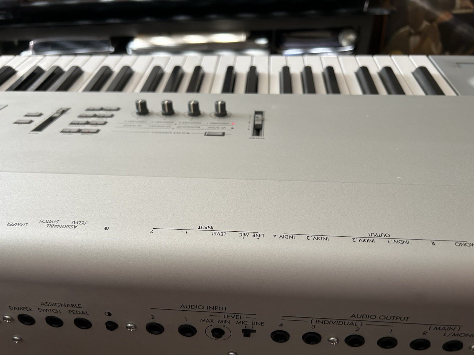 Korg Triton Pro x 88-Key Digital Synthesizer with Weighted Keyboard