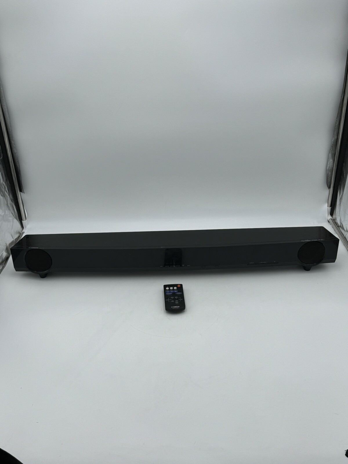 Yamaha YAS-101 Sound Bar With Remote Mounting Brackets Feet/Stand Tested Works