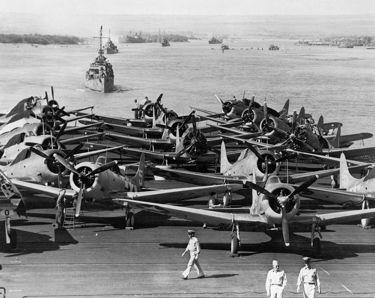 US Navy Douglas SBD-5 Dauntless USS Essex 8"x 10" WWII WW2 Photo Picture #19