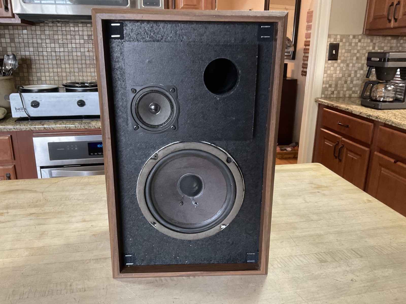 August Systems Grafyx SP-6 Single Speaker, Working, Video