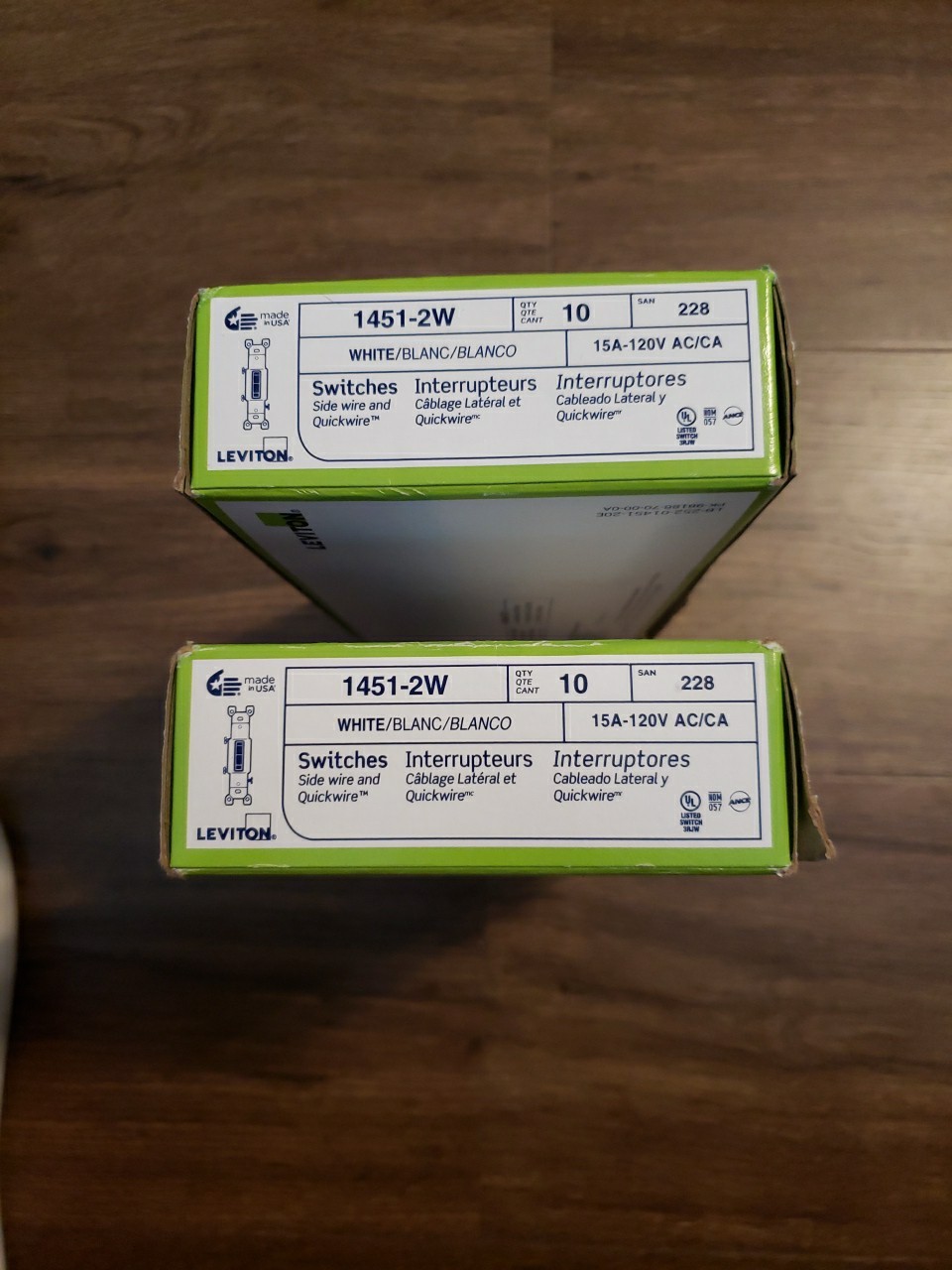 Leviton 1451-2W Switches White 15A 120V Lot of 2 Boxes of 10 pcs Each Box Wear