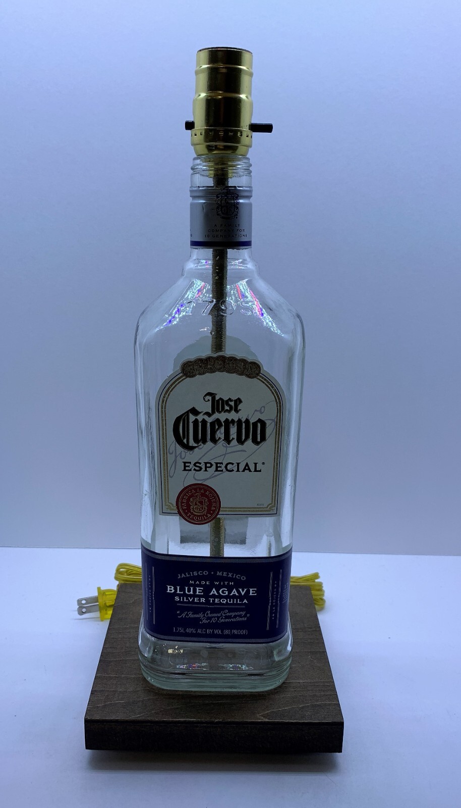 Jose Cuervo Silver 1.75L Table Desk LAMP Bar Lounge Decor Liquor Bottle Party