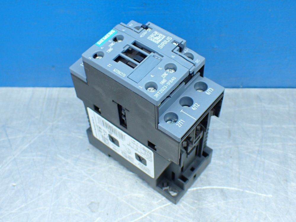 SIEMENS CONTACTOR 3RT2023-1FB40