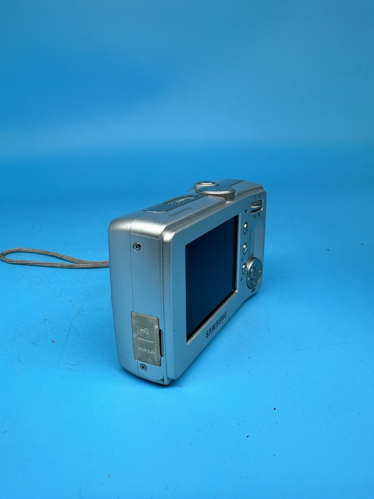 Samsung S630 6.0MP Digital Camera, Silver - Tested & Working