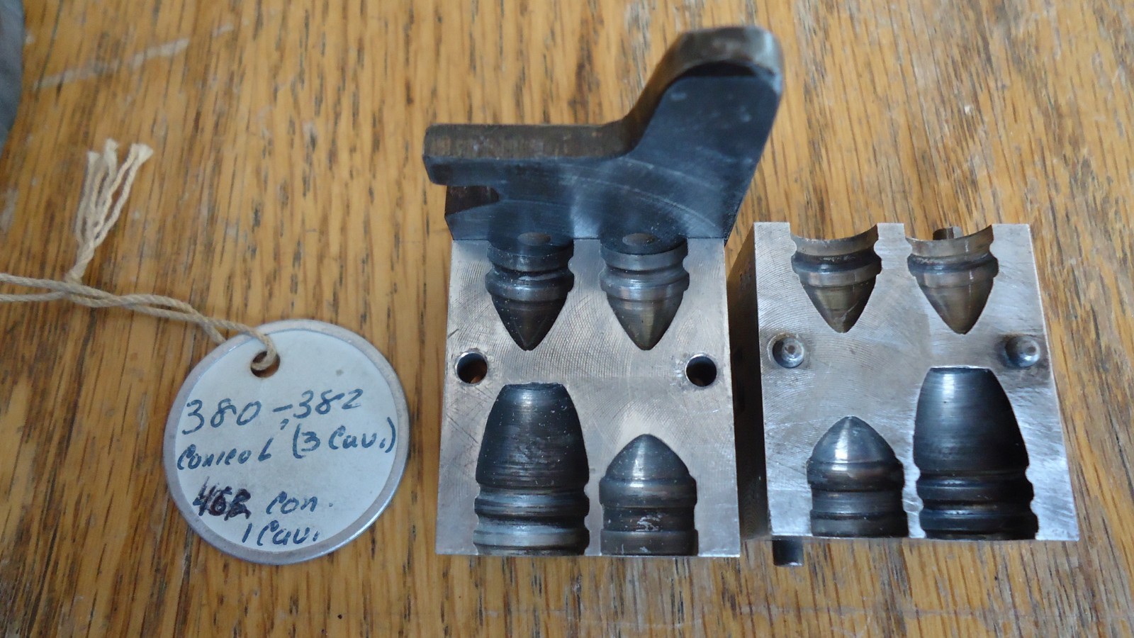 4 cavity bullet mold,  0.382 x 3, 0.462 x 1