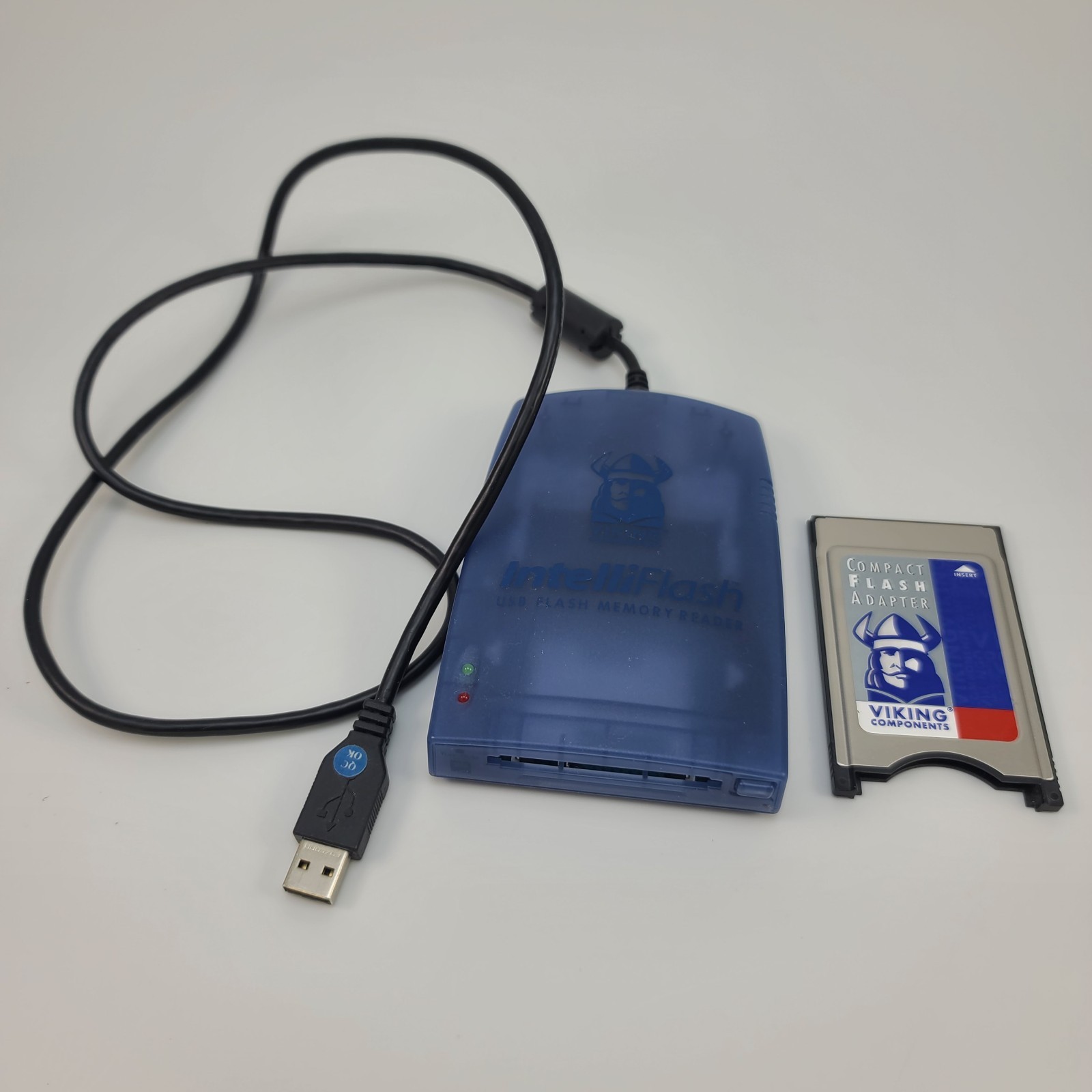 Viking IntelliFlash Compact Flash USB Card Reader RFLREAD/U & PCMCIA Adapter
