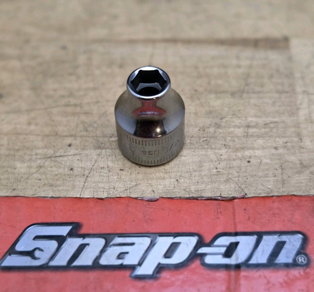 New Snap On FSM71 - 3/8" Drive  7mm Shallow  6 Point Chrome Socket