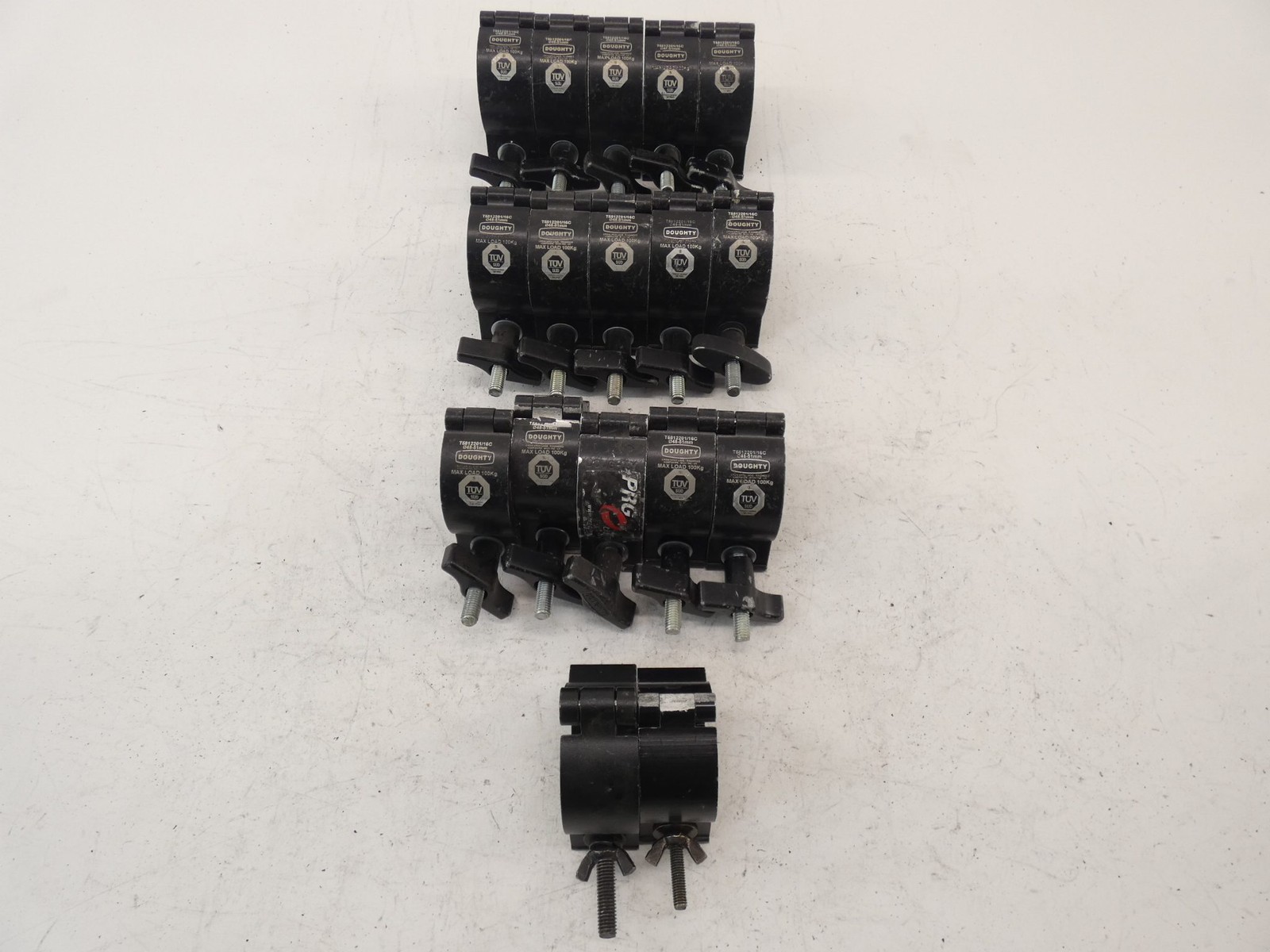 *Lot of 17* Doughty Half Couplers Black T5812201 TUV 48-51mm