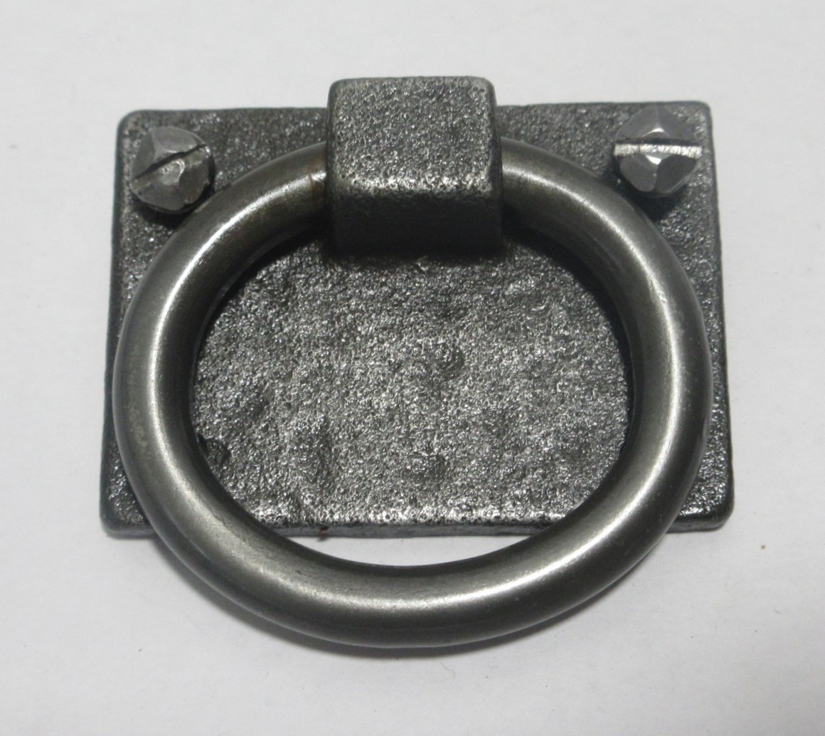 Acorn 0230 Black Grey Pewter Ring Pull 2" x  1.4"