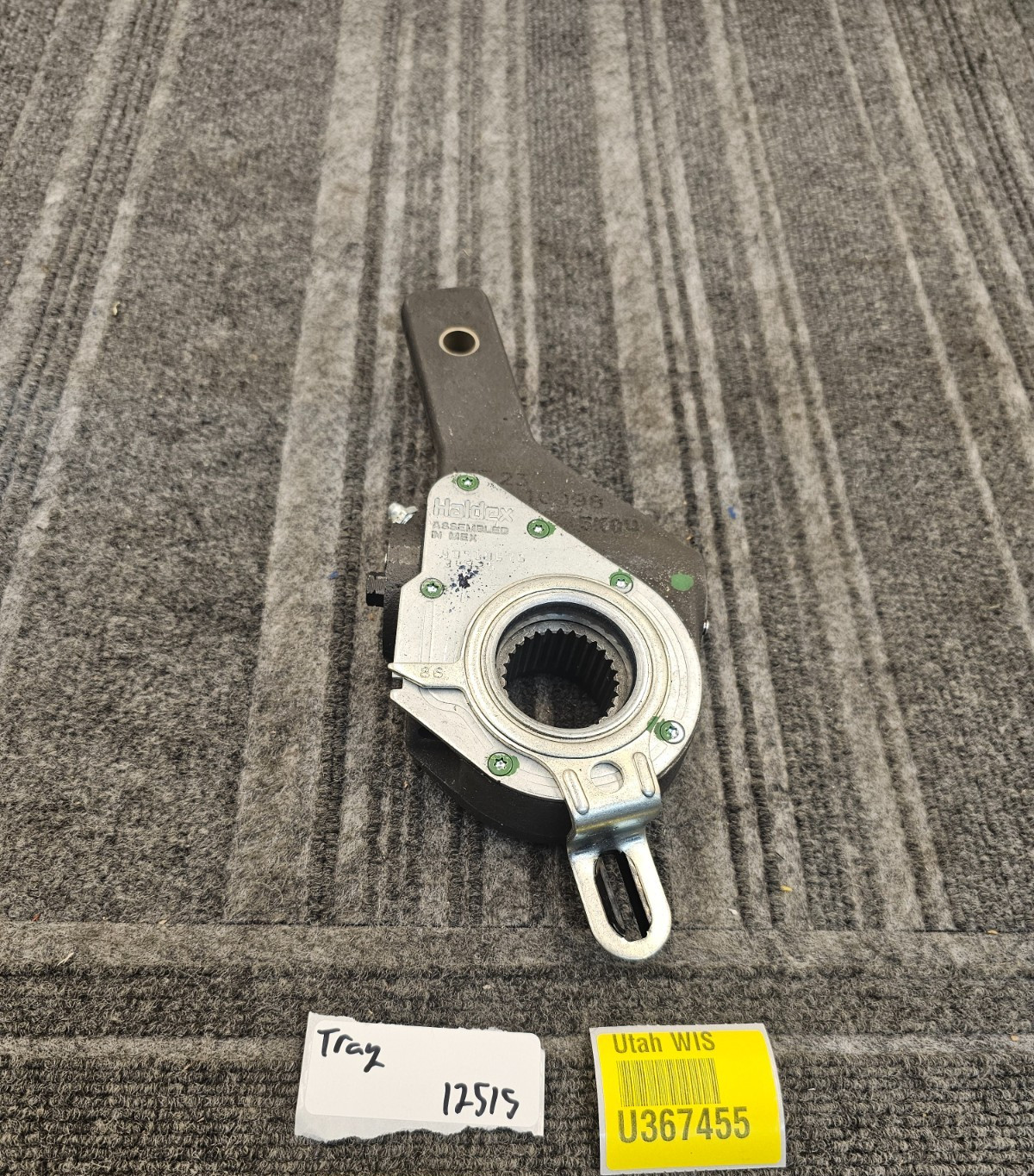 Haldex 40910678: 28-Teeth Automatic Brake Slack Adjuster (ABA) 16° Body Angle