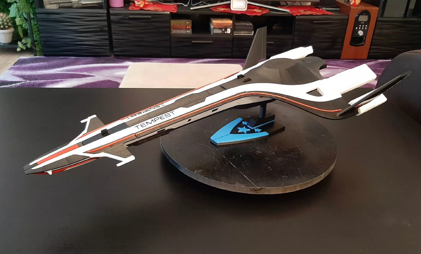 Painted Collectible Model Mass Effect Tempest Spaceship 15.8 Inch Length