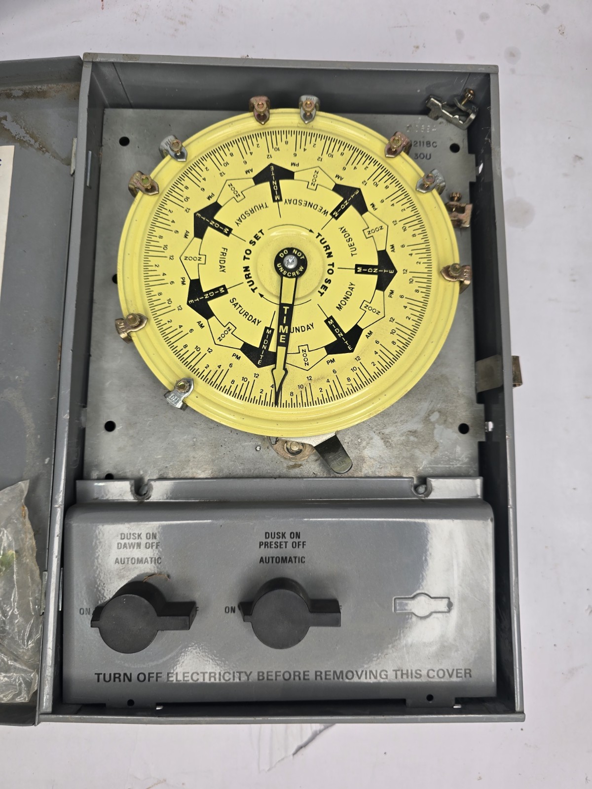 Intermatic T51211BC Electromechanical Timer 7 Day