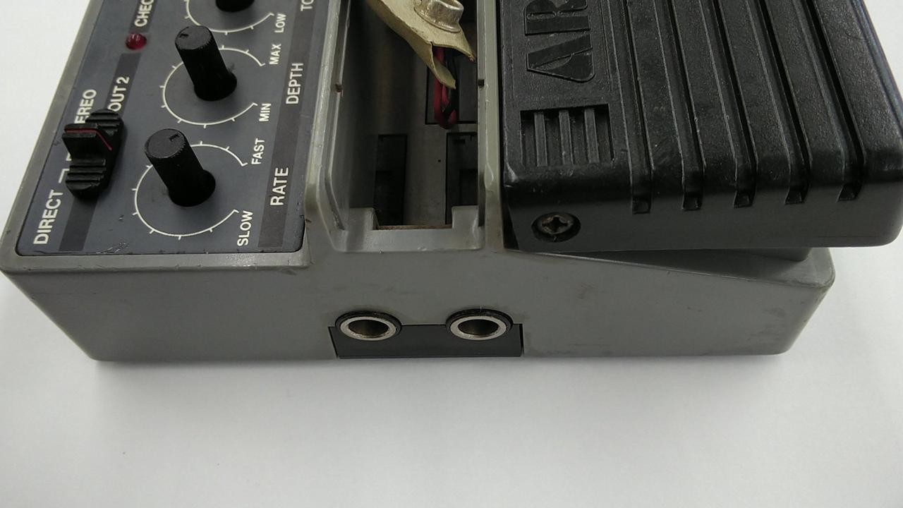 ARION SCHH-1 Chorus Effects Pedal Used