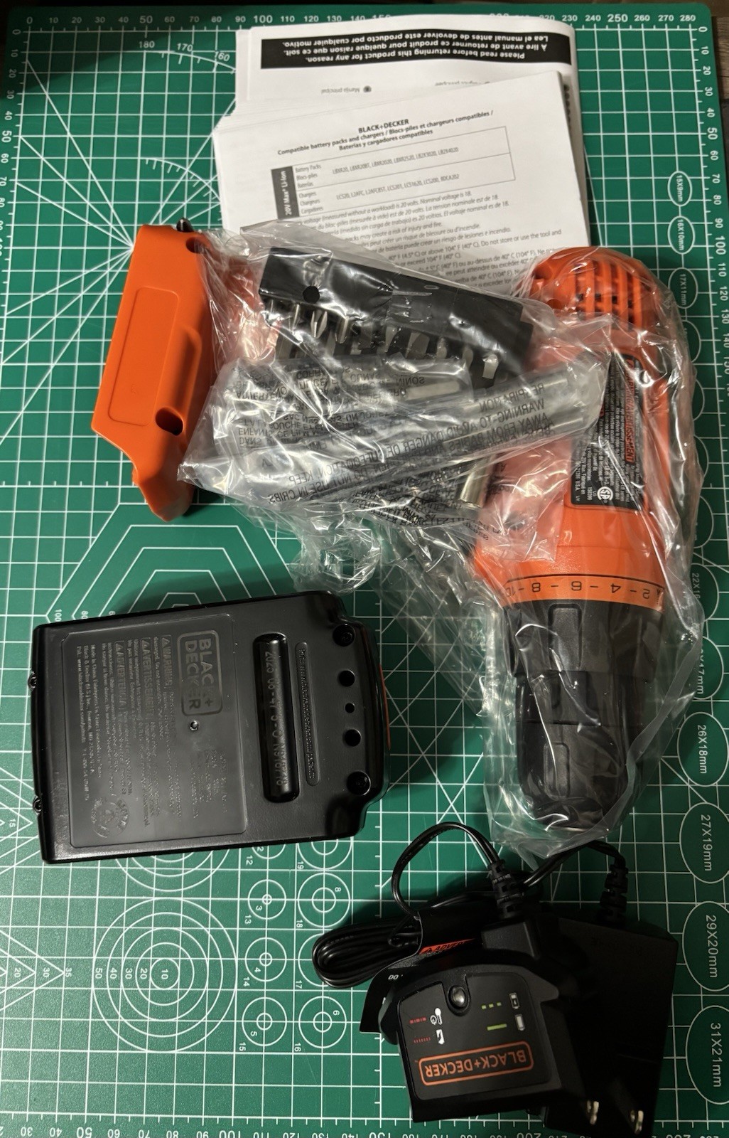BLACK+DECKER 20V Max Cordless Drill Driver with 30 pcs Accessories LD120VA