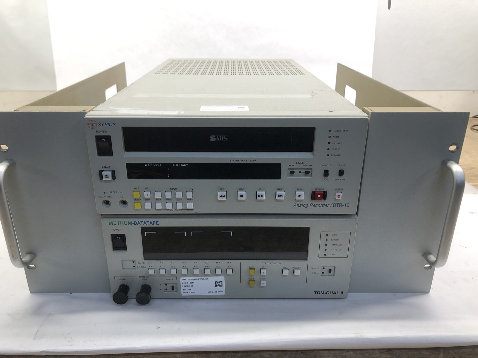 Sypris TDM-Dual 8 DTR-16/TDM-D8 Data Tape Digital Recorder Wideband Multiplexer