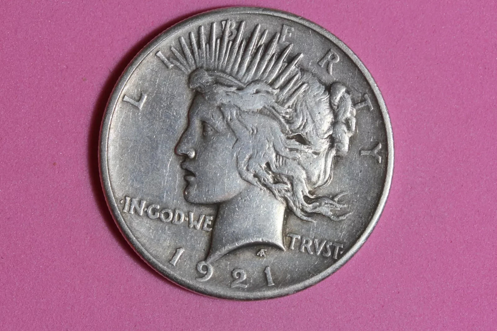 **** 1921 **** High Relief Peace Silver Dollar