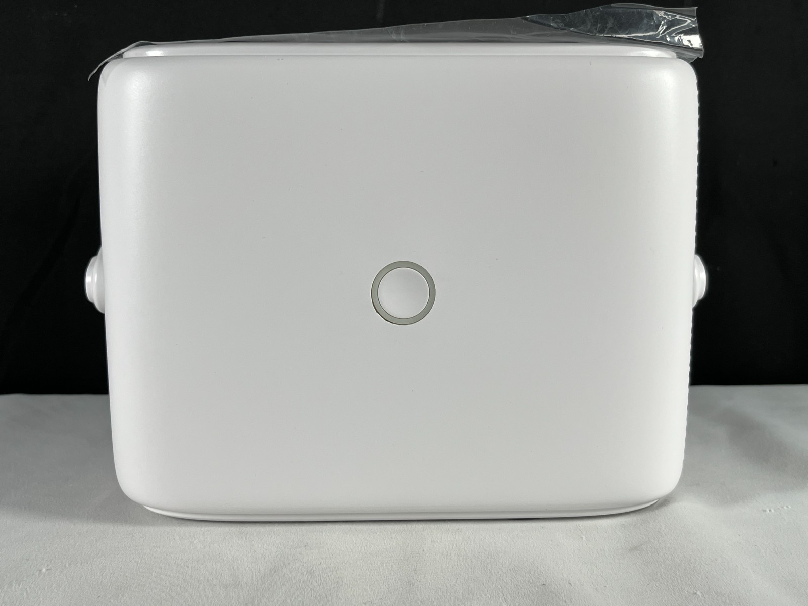 Xiapi Pro Z9 White Portable Remote Control Smart Projector Bundle