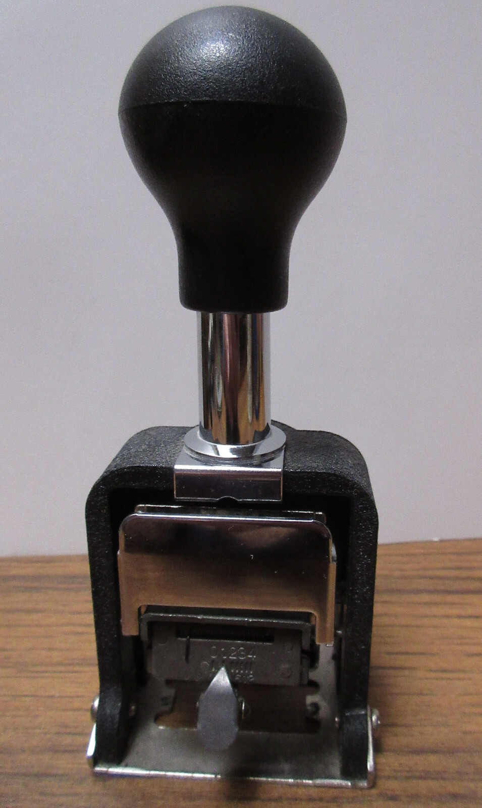 BATES ROYALL Numbering Machine Model No. RNM6-7