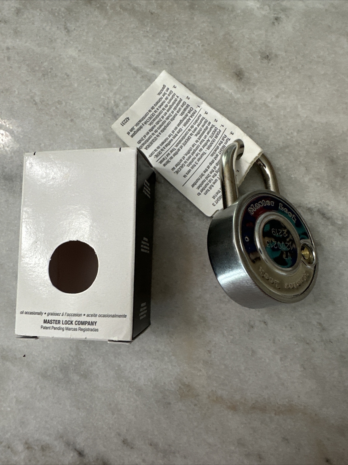 Master Lock Combination Padlock - Block Guard - Red Face - New - Back to School