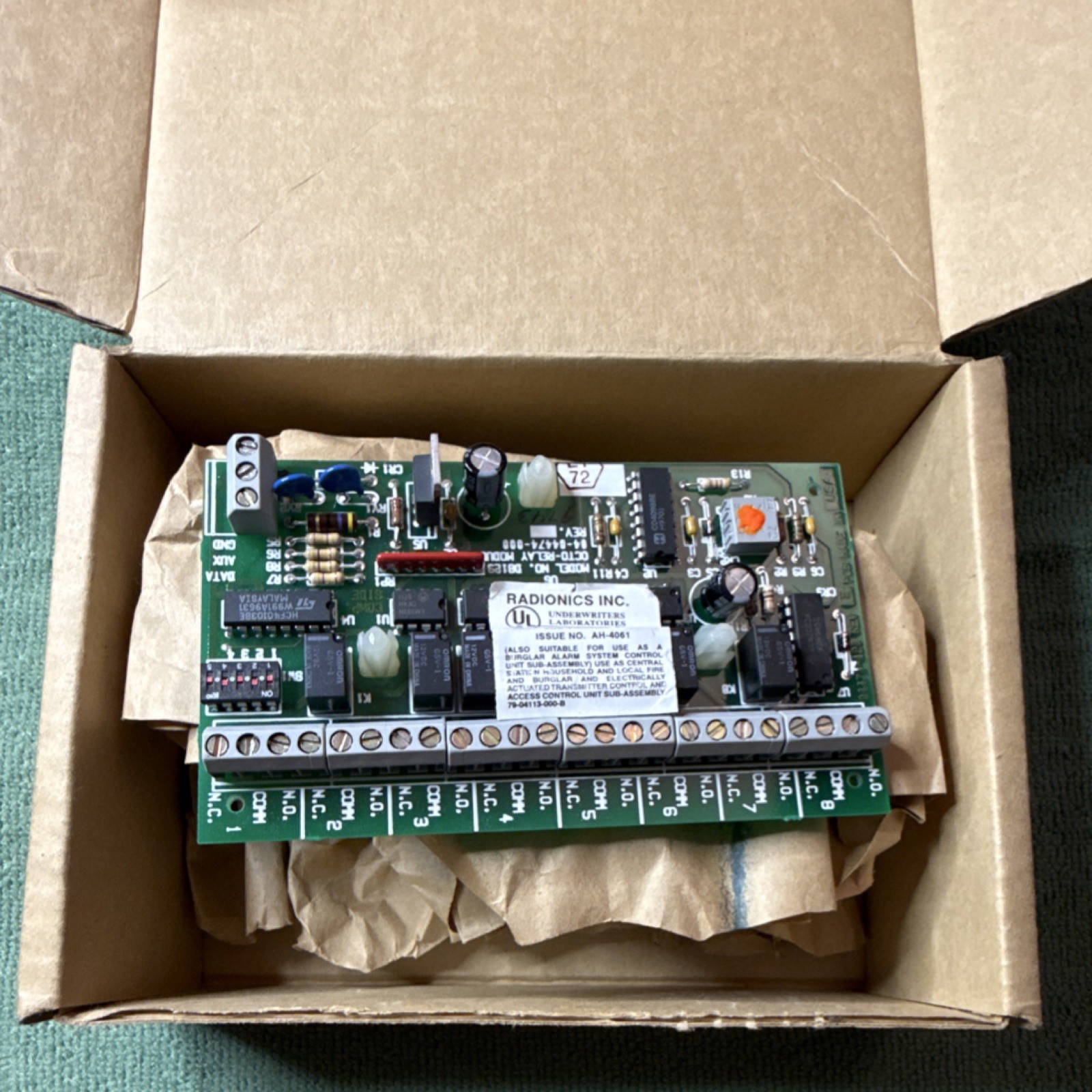 Radionics D8129 Octo-Relay Module Relay Module Alarm System Accessory