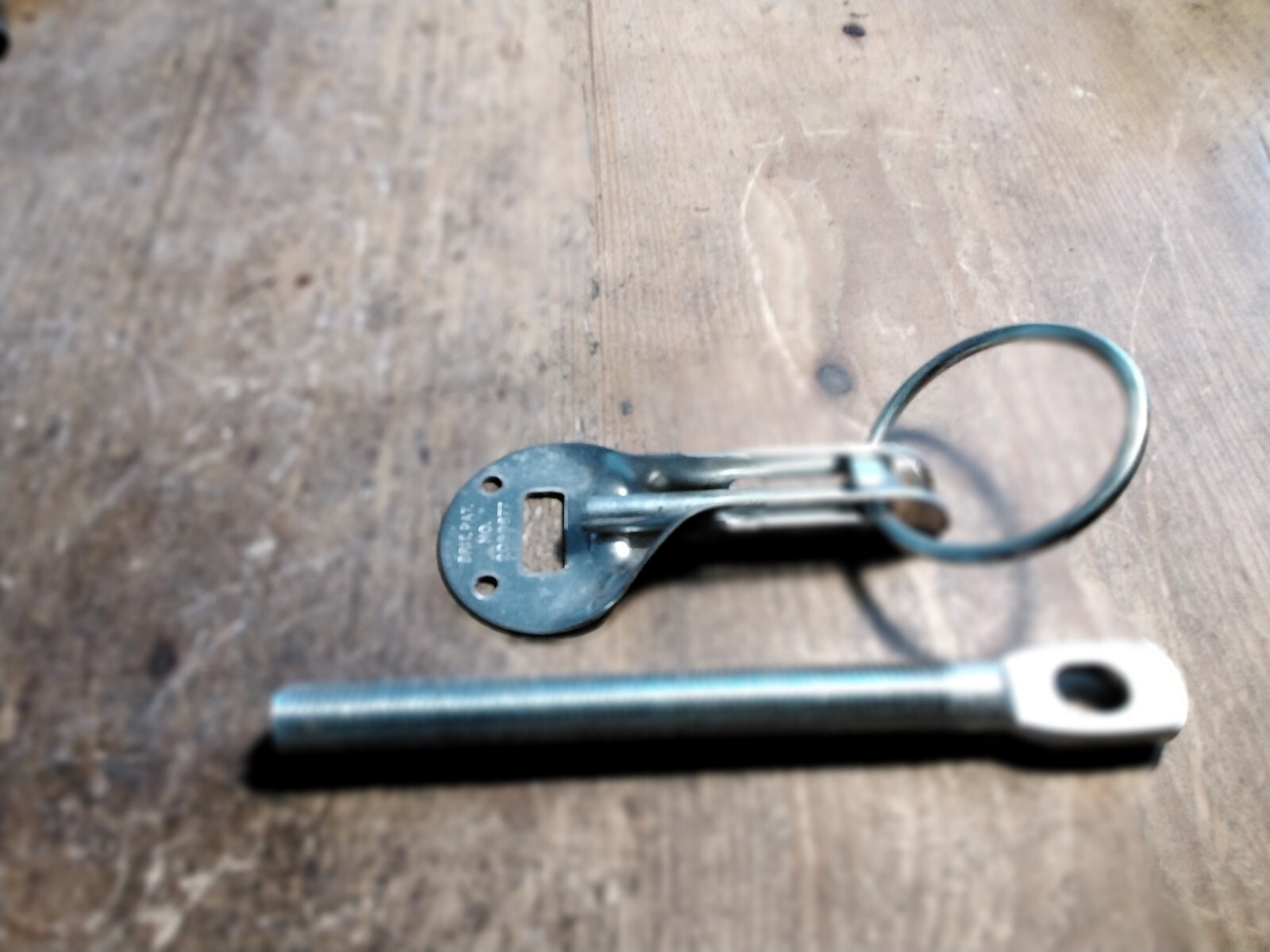 Universal Bonnet Latch And Pin