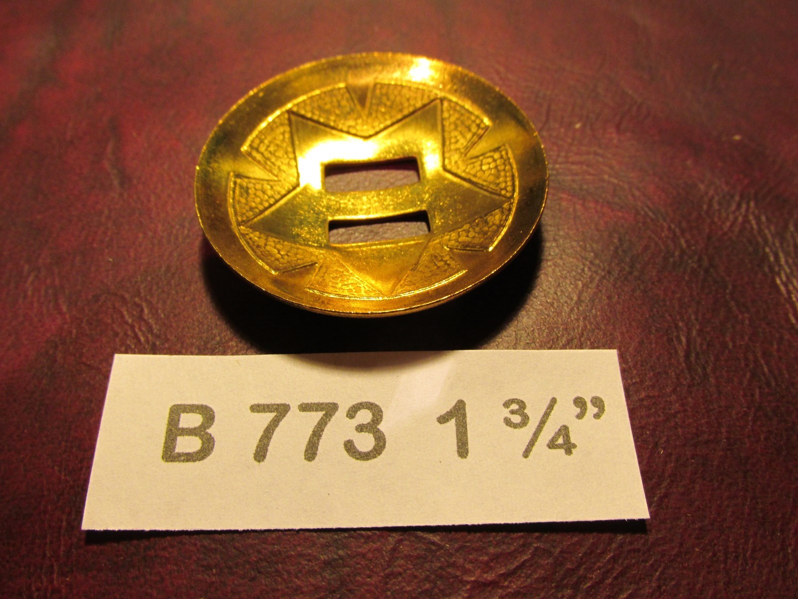 B773 1 3/4" SOLID BRASS H.D.Round SADDLE CONCHO new! England Brass Star CONCHO