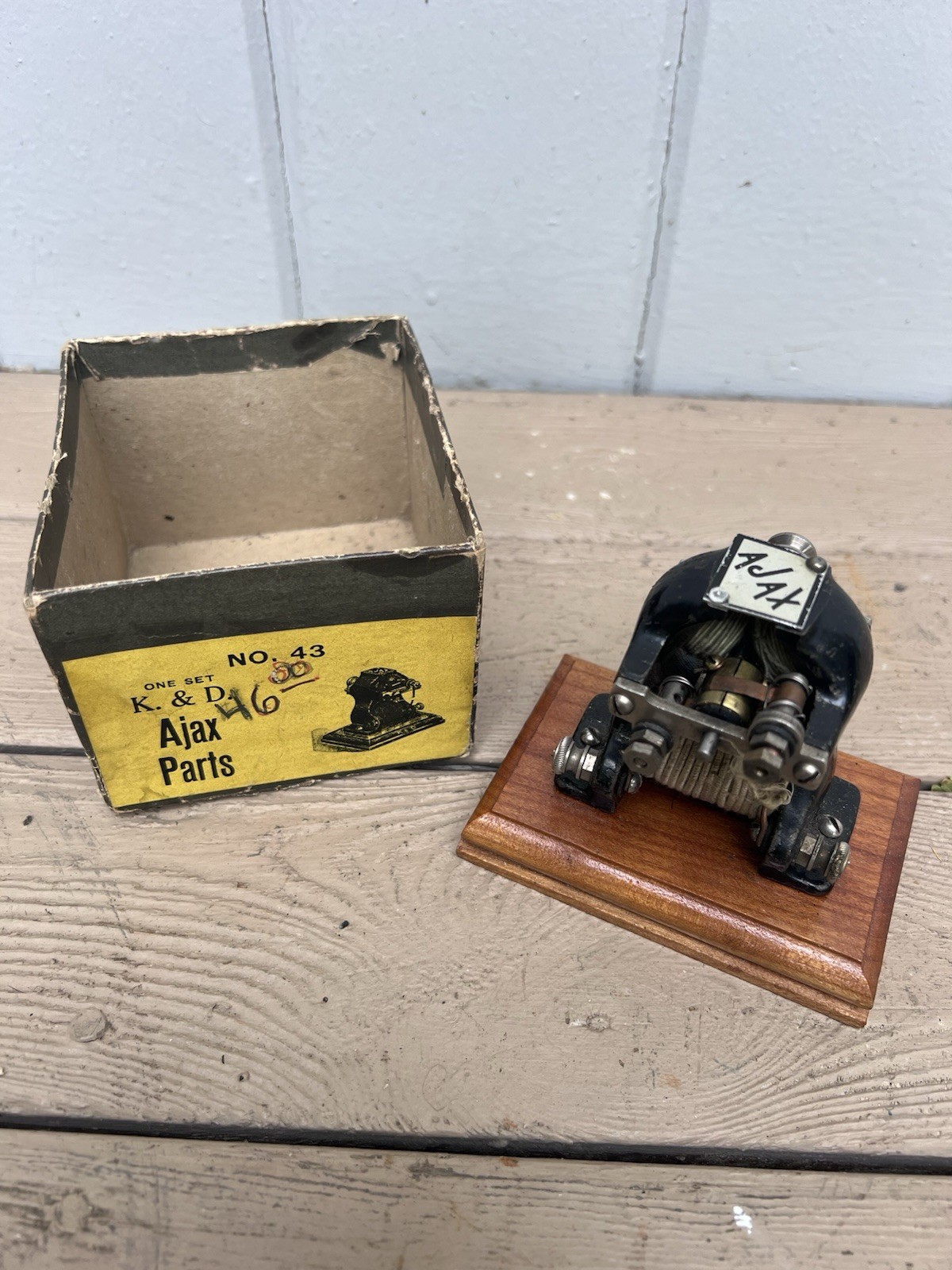 Vtg Ajax 43 Electric Hobby Motor ENGINE BOX Rare Boat Plane Parts