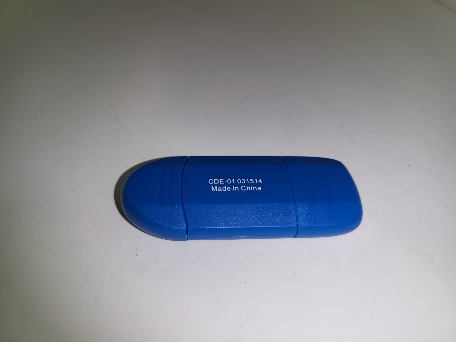 NEW BLUE USB SD MEMORY CARD READER MADE BY DREAM GEAR (NO SD CARD )#E16