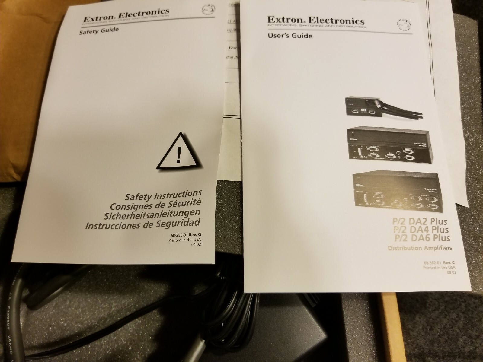 Extron Electronics P/2 DA2 Plus ( NEW )