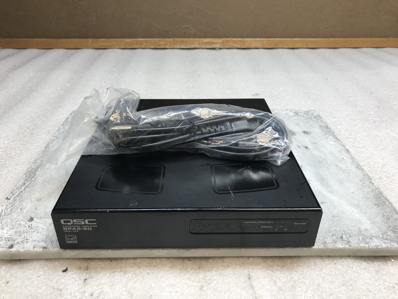QSC SPA2-60 Professional Power Amplifier Configurable 4 Ohms-100W Speakers