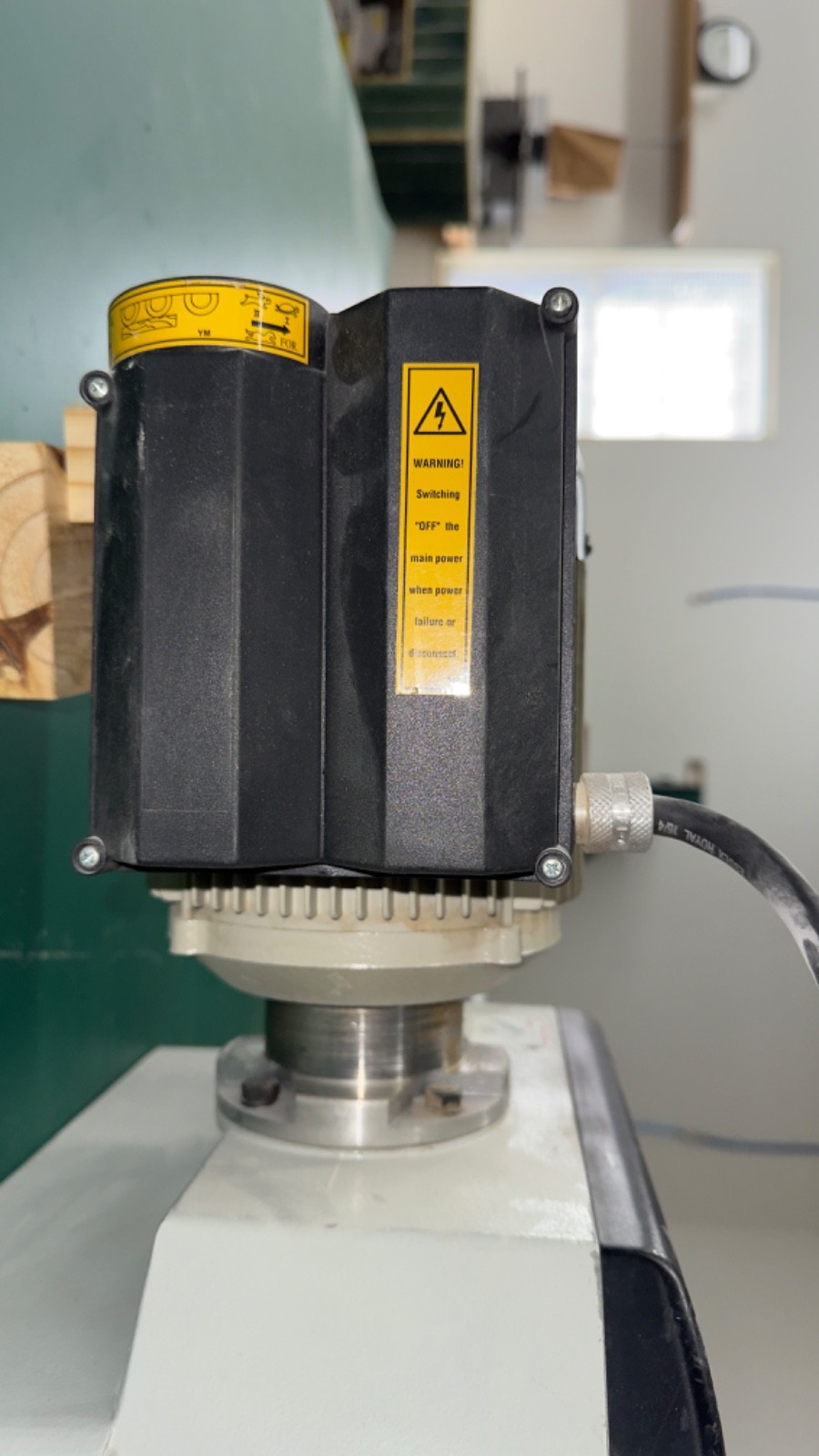 NORTHTECH POWERFEEDER