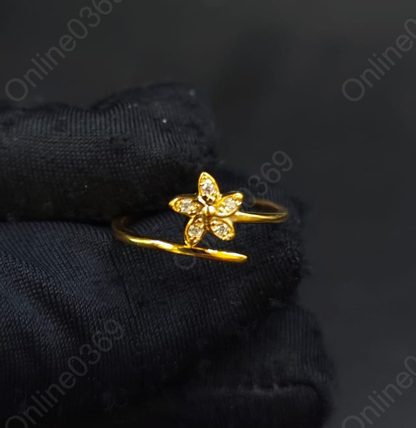 Women's Lab Created Diamond Flower Shape Tie Ring In Yellow Gold Plated Silver