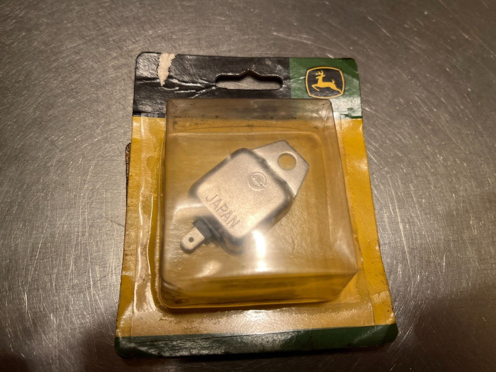M119146 Genuine OEM John Deere IGNITOR
