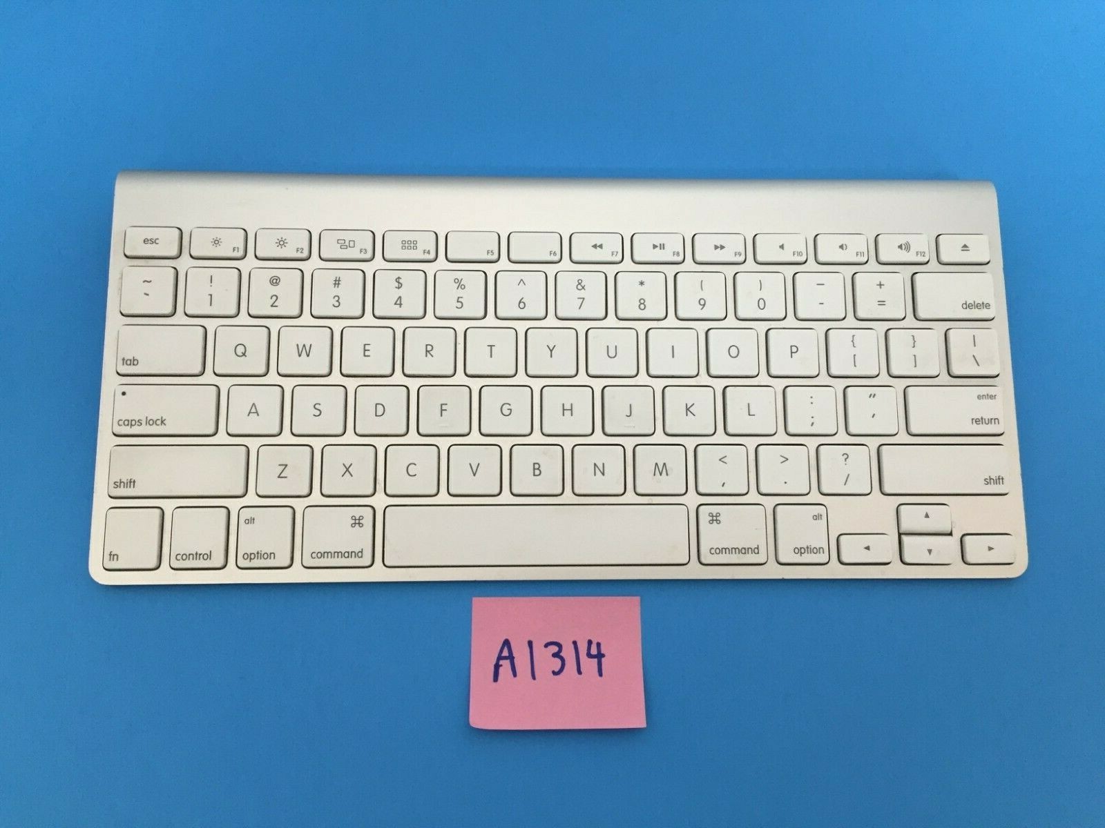 Apple Wireless Bluetooth Keyboard A1314