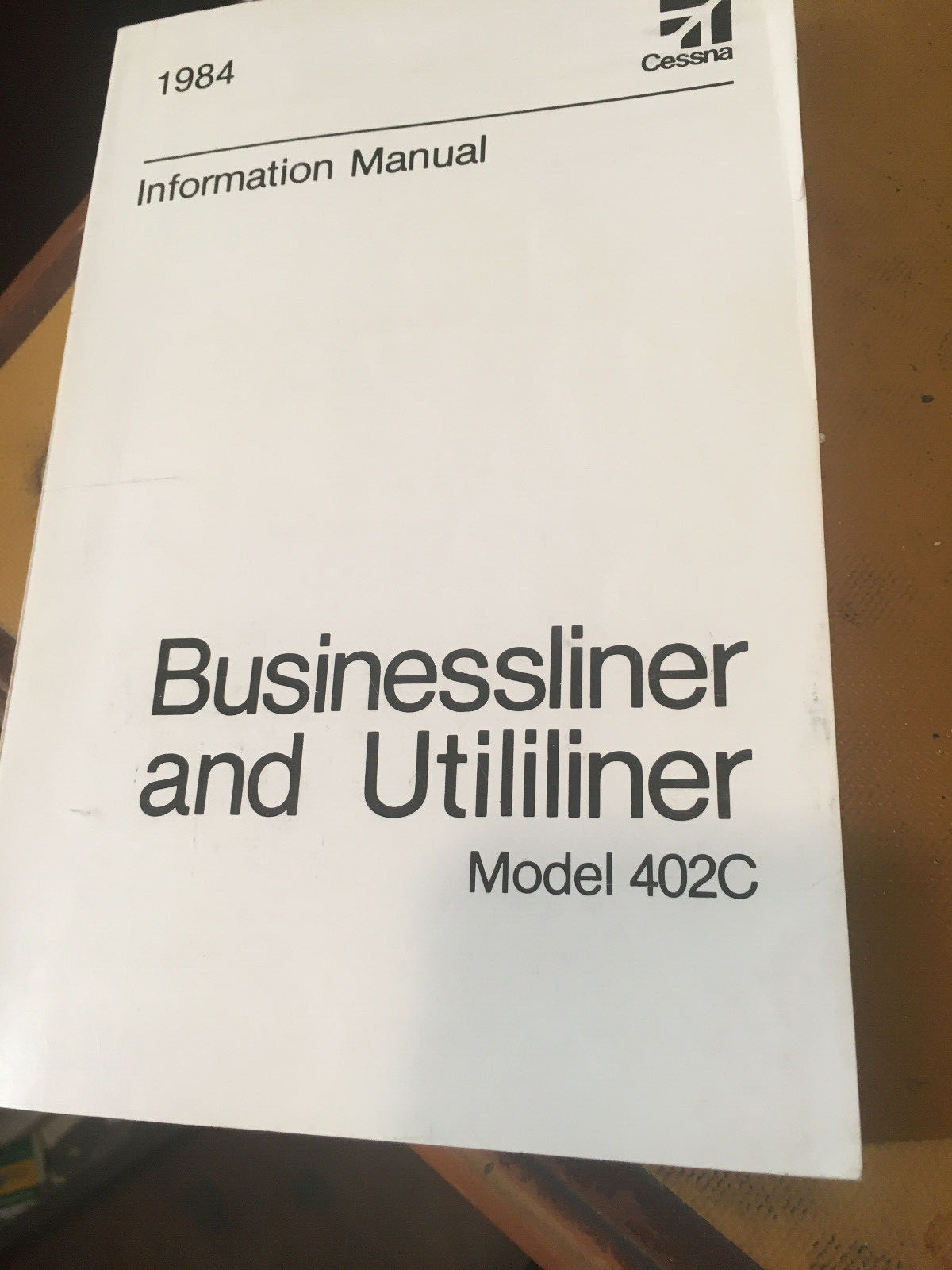 1984 Cessna 402C Businessliner & Utiliner Pilot's Information Manual