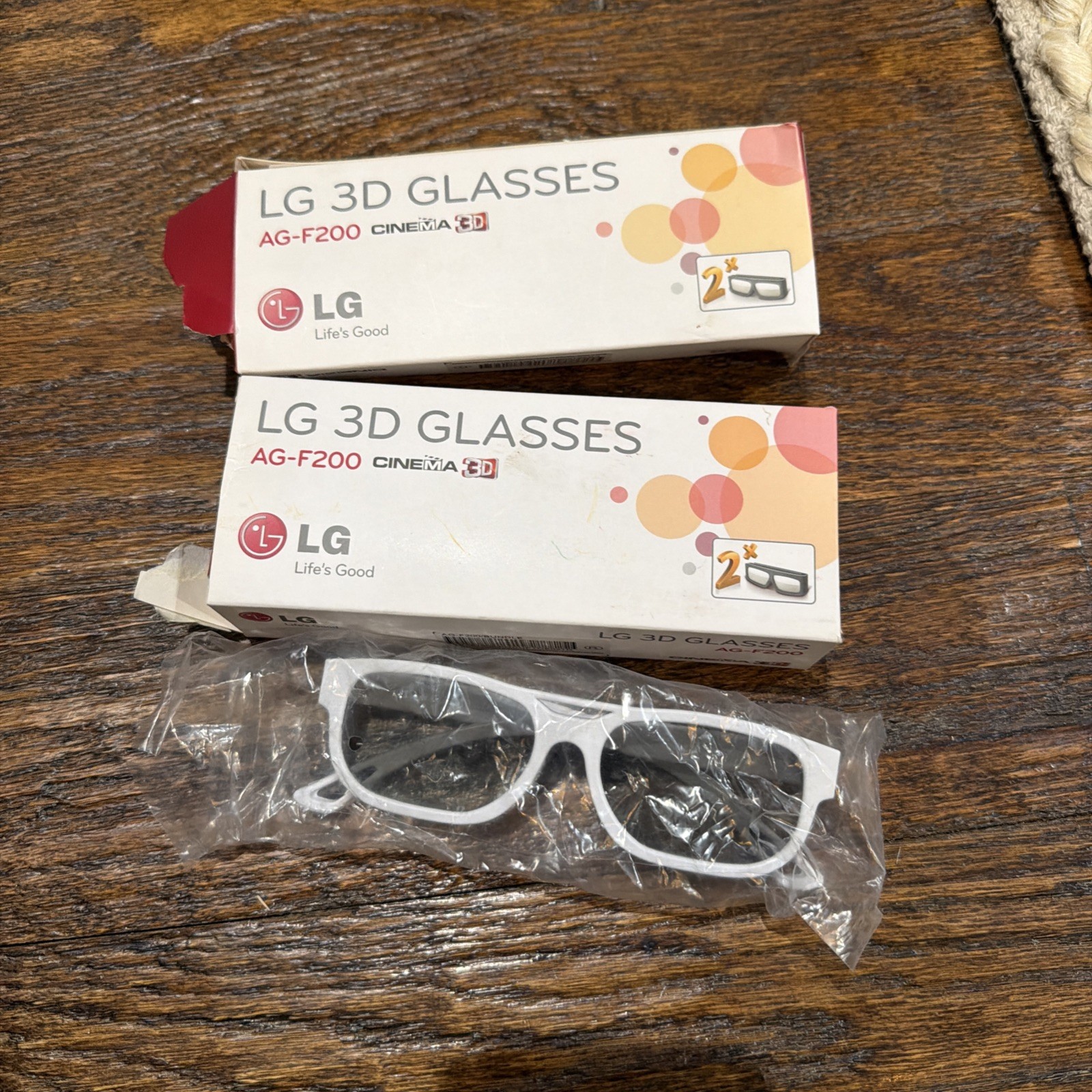 LG AG-F200 Cinema 3D Glasses 2 Pack Bundle / Orange and White + 1 Additional Wh