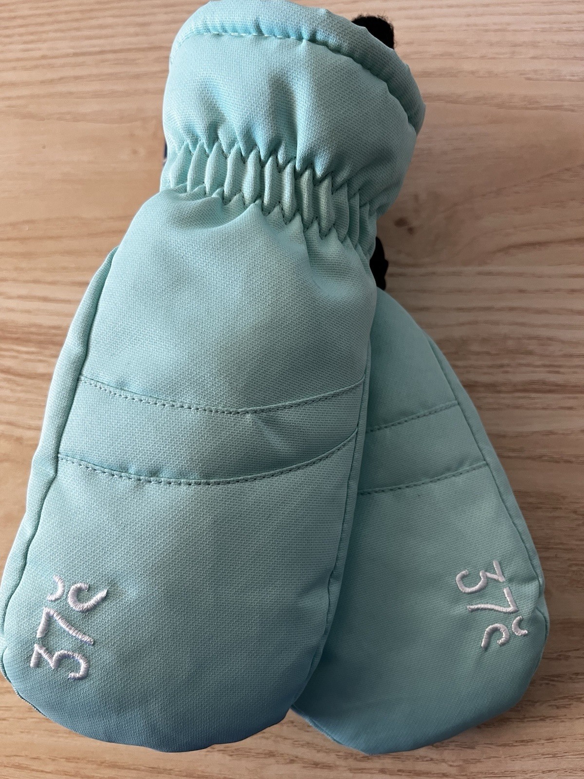 37 Degrees South Mittens Snow Gloves BRAND NEW WITH TAGS KIDS SMALL WINTER GEAR