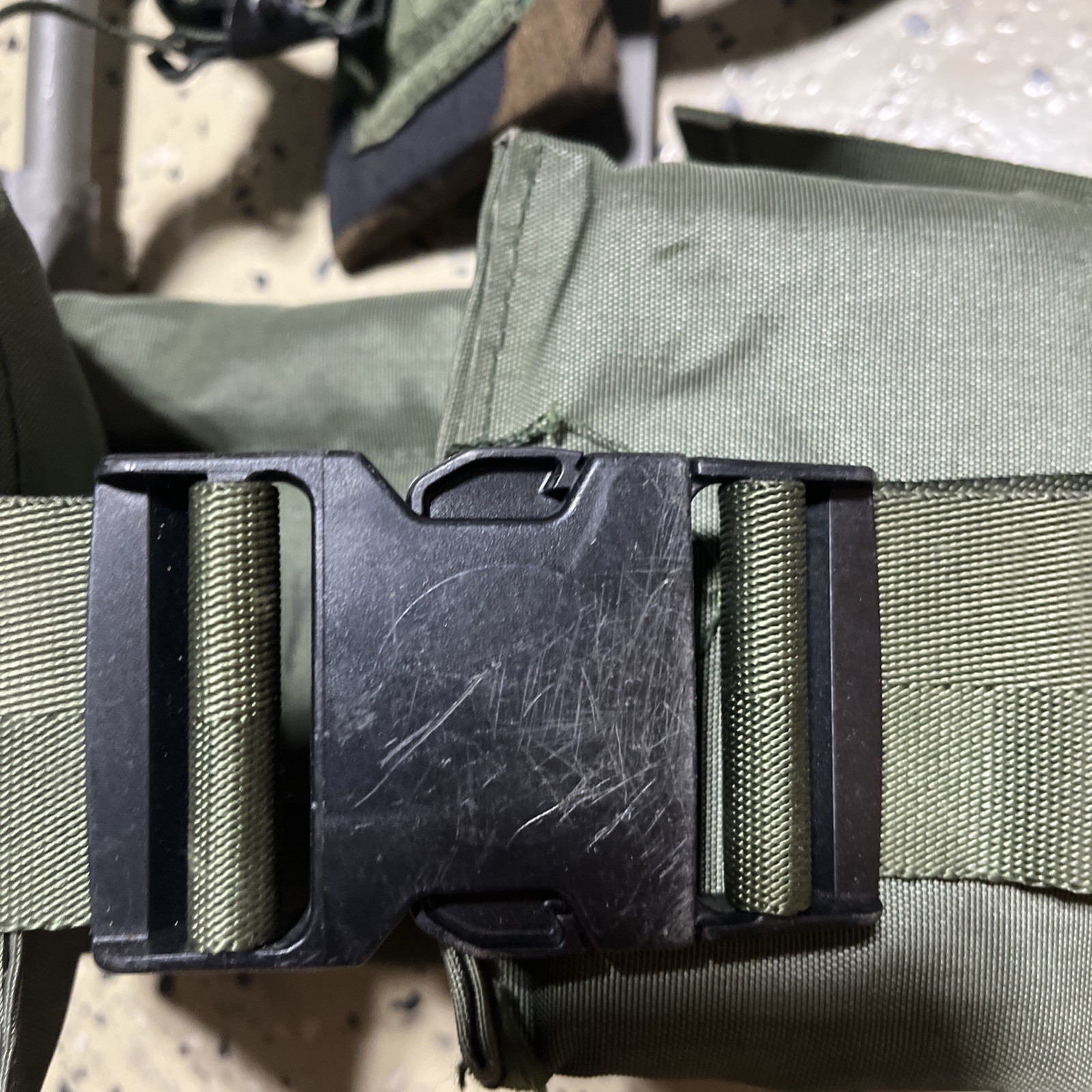 USGI Alice Pack Frame Complete W/ Shoulder Straps Waist Pad COMPLETE LC-2