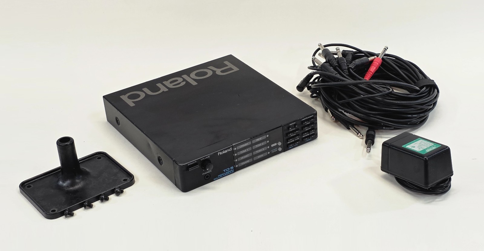 Roland TD-5 Drum Module with Mounting Plate, Power supply and Cable Snake