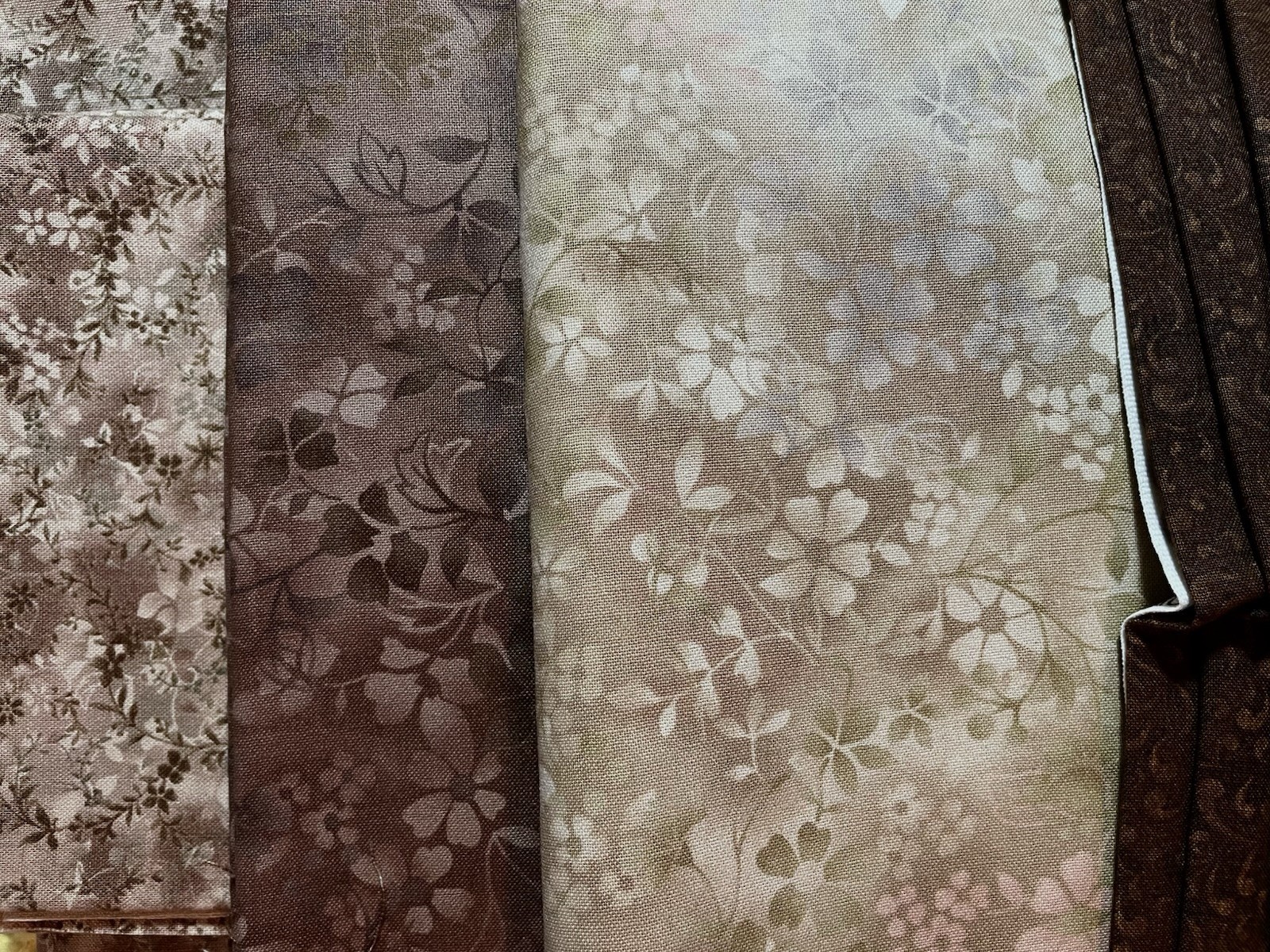 Marti Michell Winding Ways Templates Set with Floral Fabric Bundle