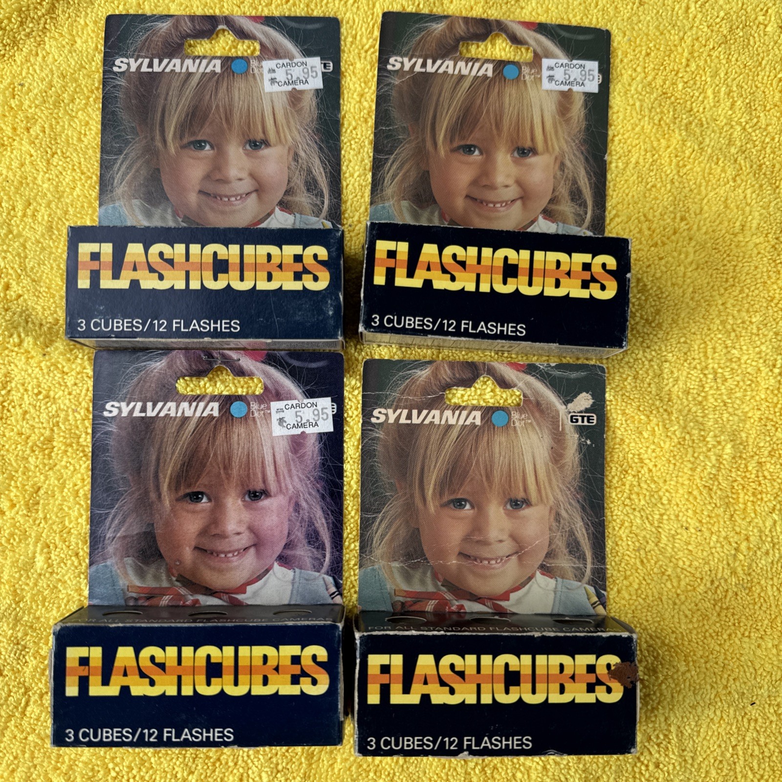 VINTAGE Sylvania Flash Cubes Blue Dot 4 Boxes Of 3 Cubes Each   48 Flashes