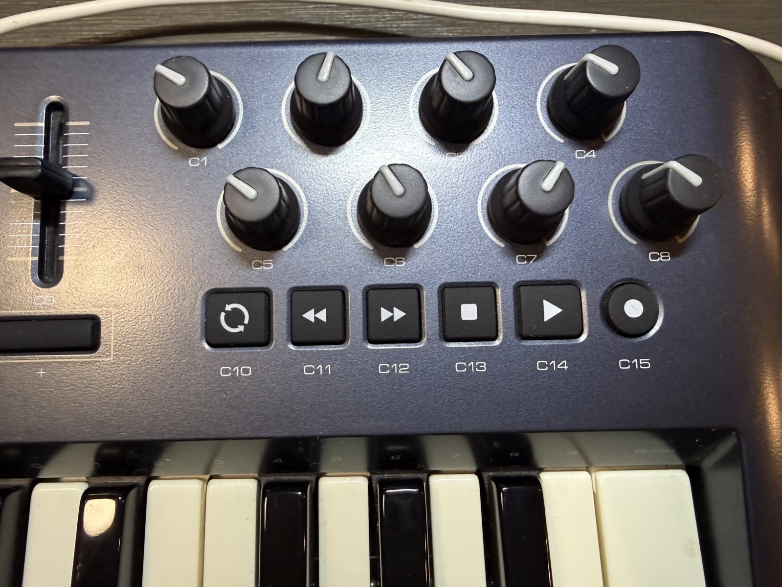M-Audio Oxygen 25 3rd Gen USB MIDI Keyboard Controller 25-Key DAW Tested Works