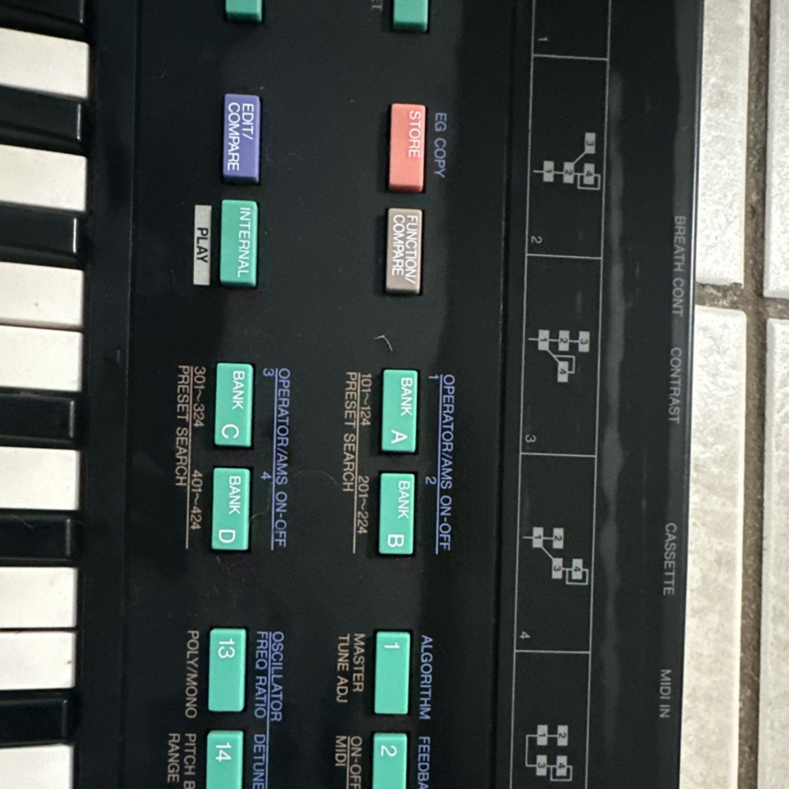 Yamaha DX100 Digital Programmable Algorithm Synthesizer Keyboard 49-Key