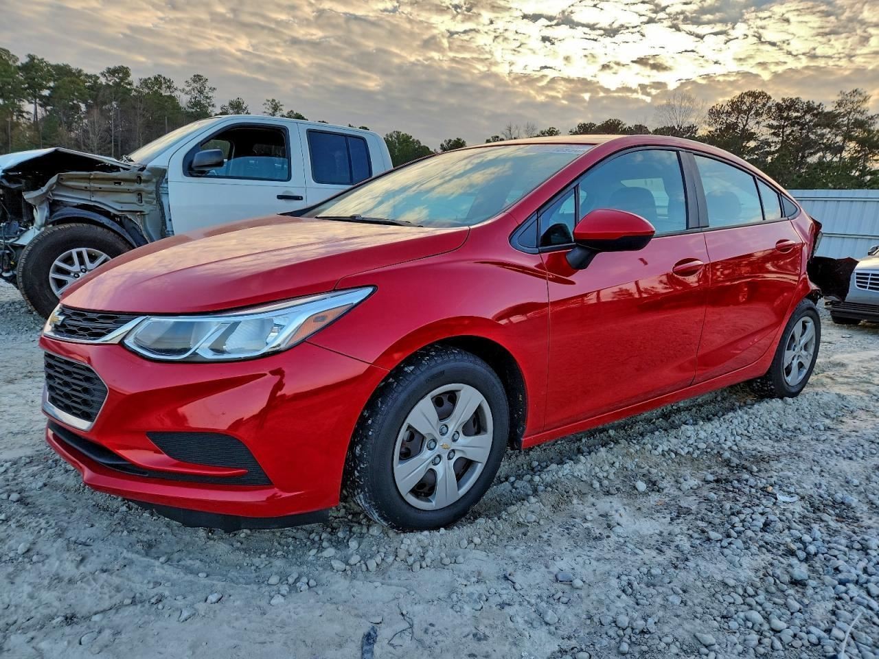 CRUZE     2017 Glove Box 4924159