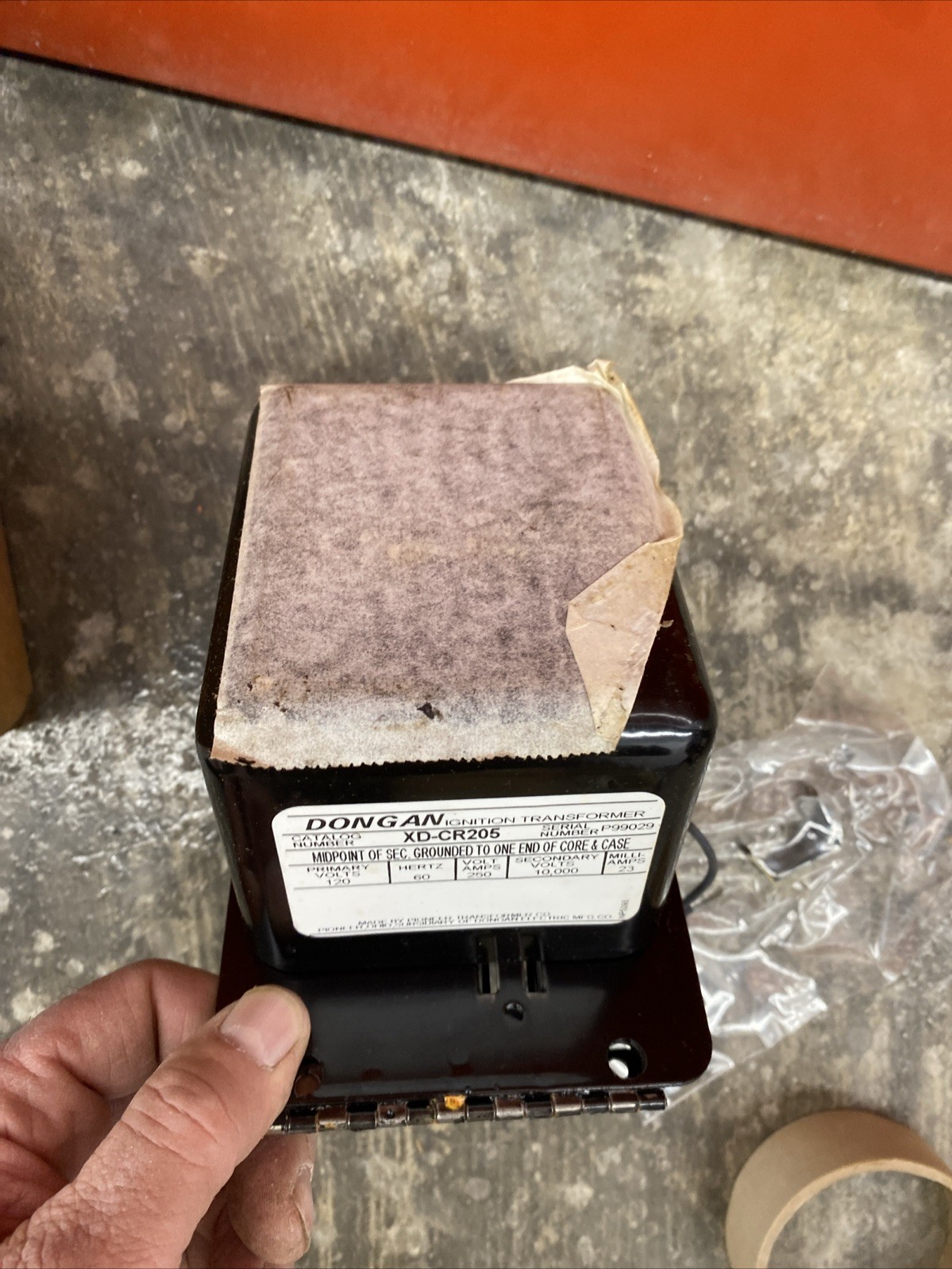 Dongan XD-CR205 Ignition Transformer 120V 60Hz Carlin New