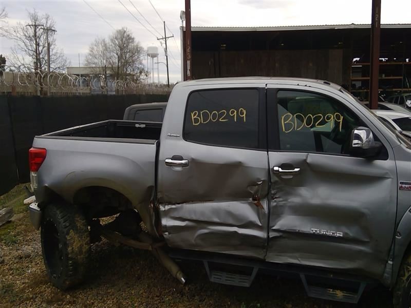 Chassis ECM Communication Multimedia Interface Fits 12-13 TUNDRA 579345