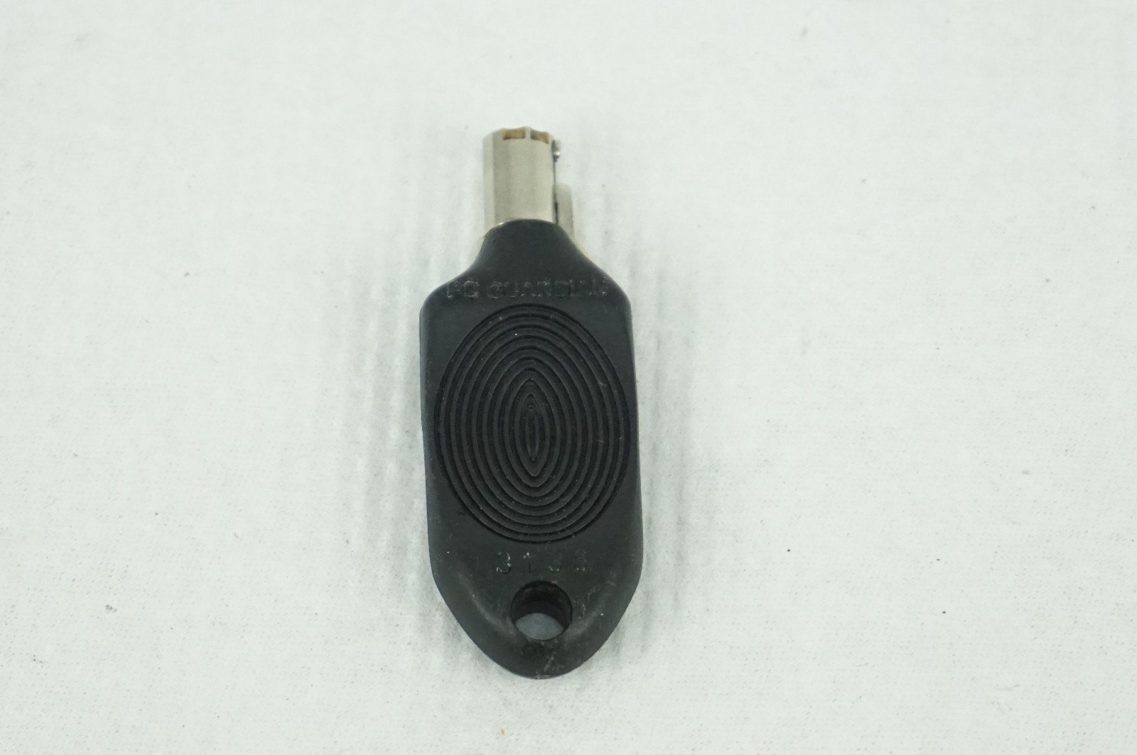 PC Guardian Black Electronics Cable Lock and Key