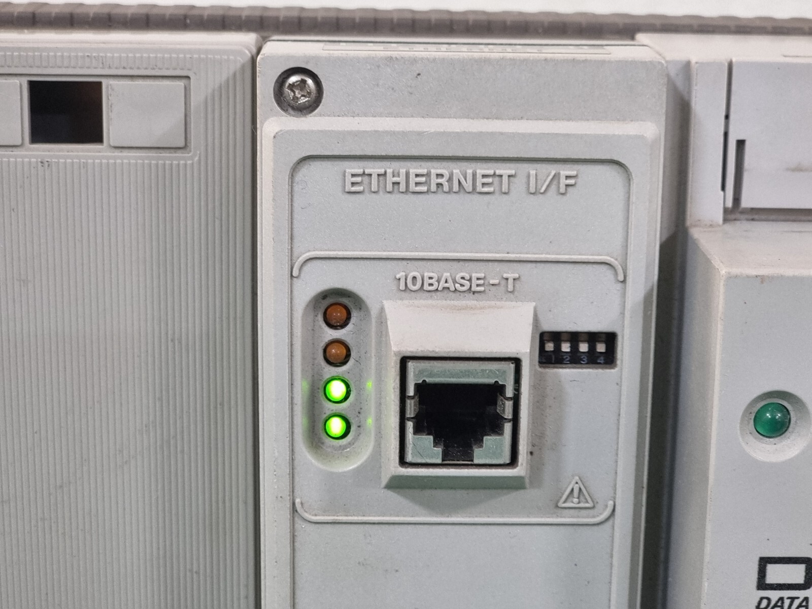 YOKOGAWA DA100 Data Acquisition Unit DA100-23-1F + DT300-41 ETHERNET Ethernet
